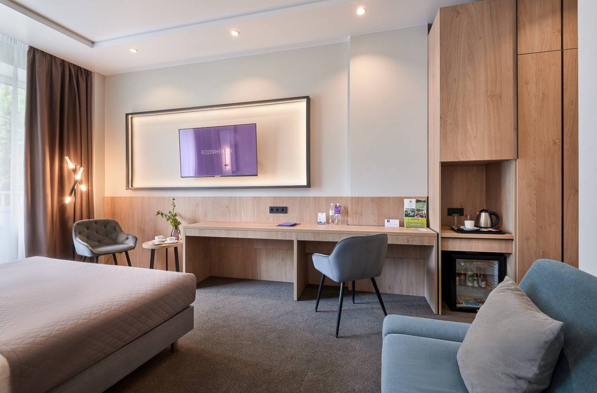 Делюкс Плюс